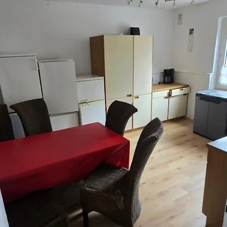 Holiday home Fuer 10 Personen Mit 6 *