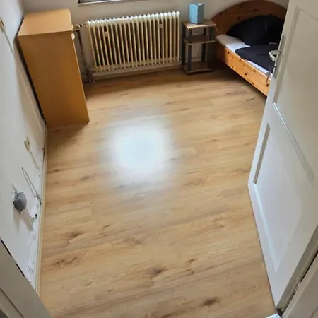 Prázdninový dům 10 Personen Handwerker Haus Auf 2 Etagen Naehe Autobahn *