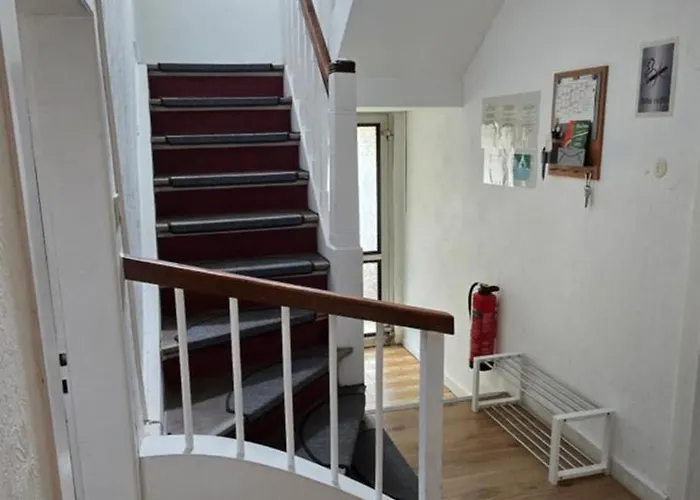 10 Personen Handwerker Haus Auf 2 Etagen Naehe Autobahn بيت للعطل